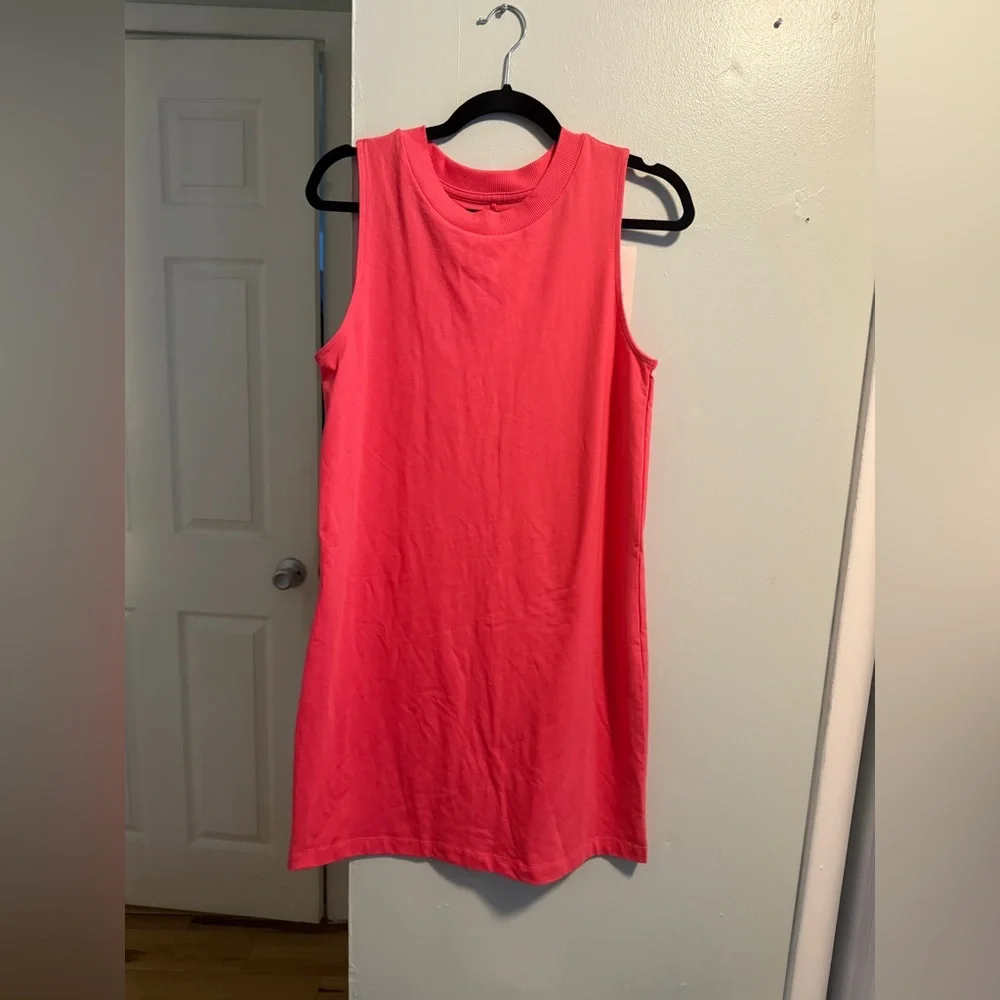 Dress - Picture 1 of 3